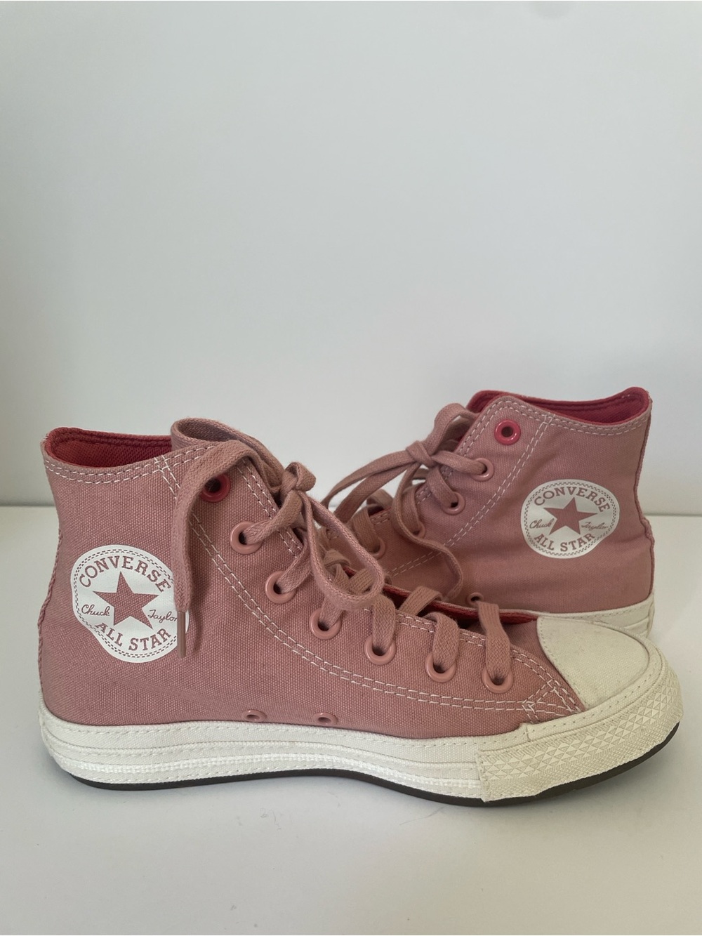 Converse Chuck Taylor Pink High Top Sneakers Women’s 6.5